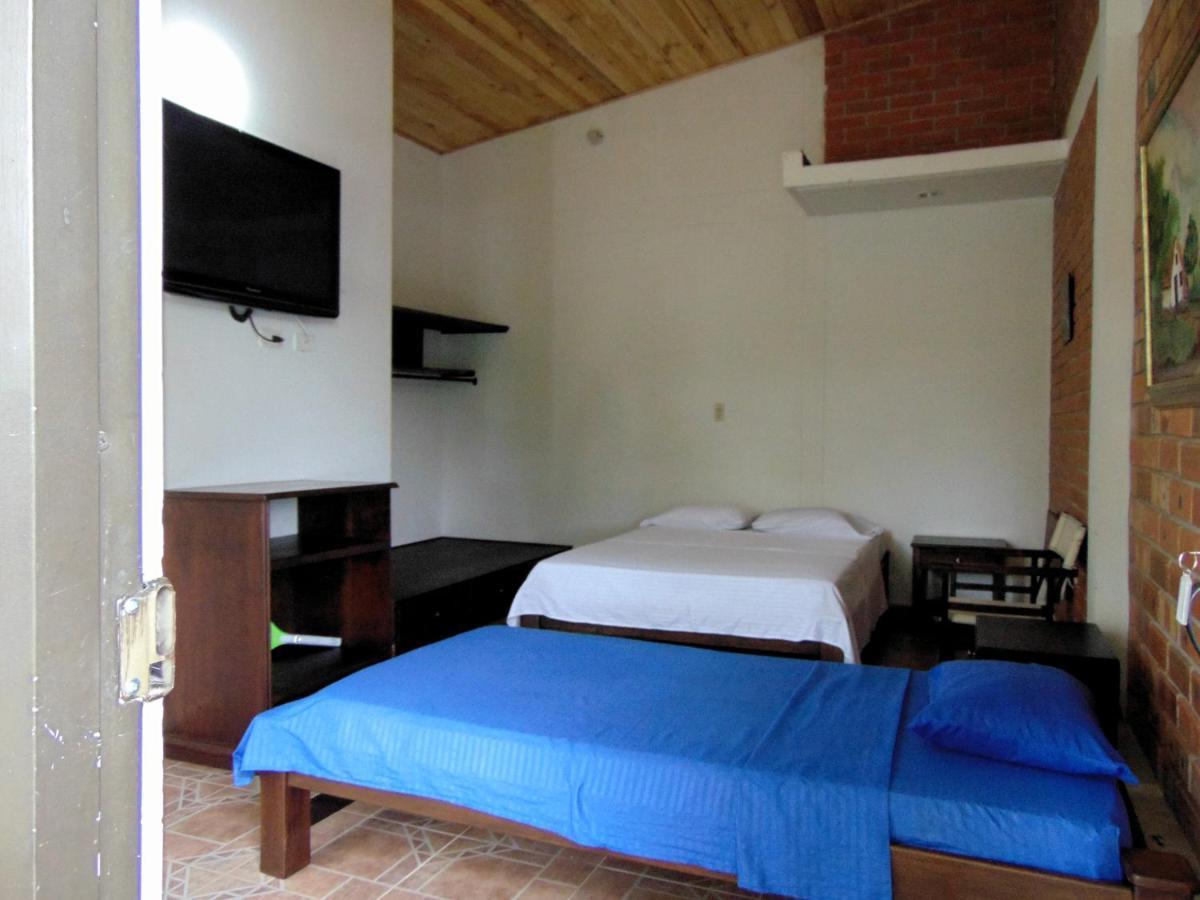 Hostal Suna Vito Puerto Asís Exteriör bild