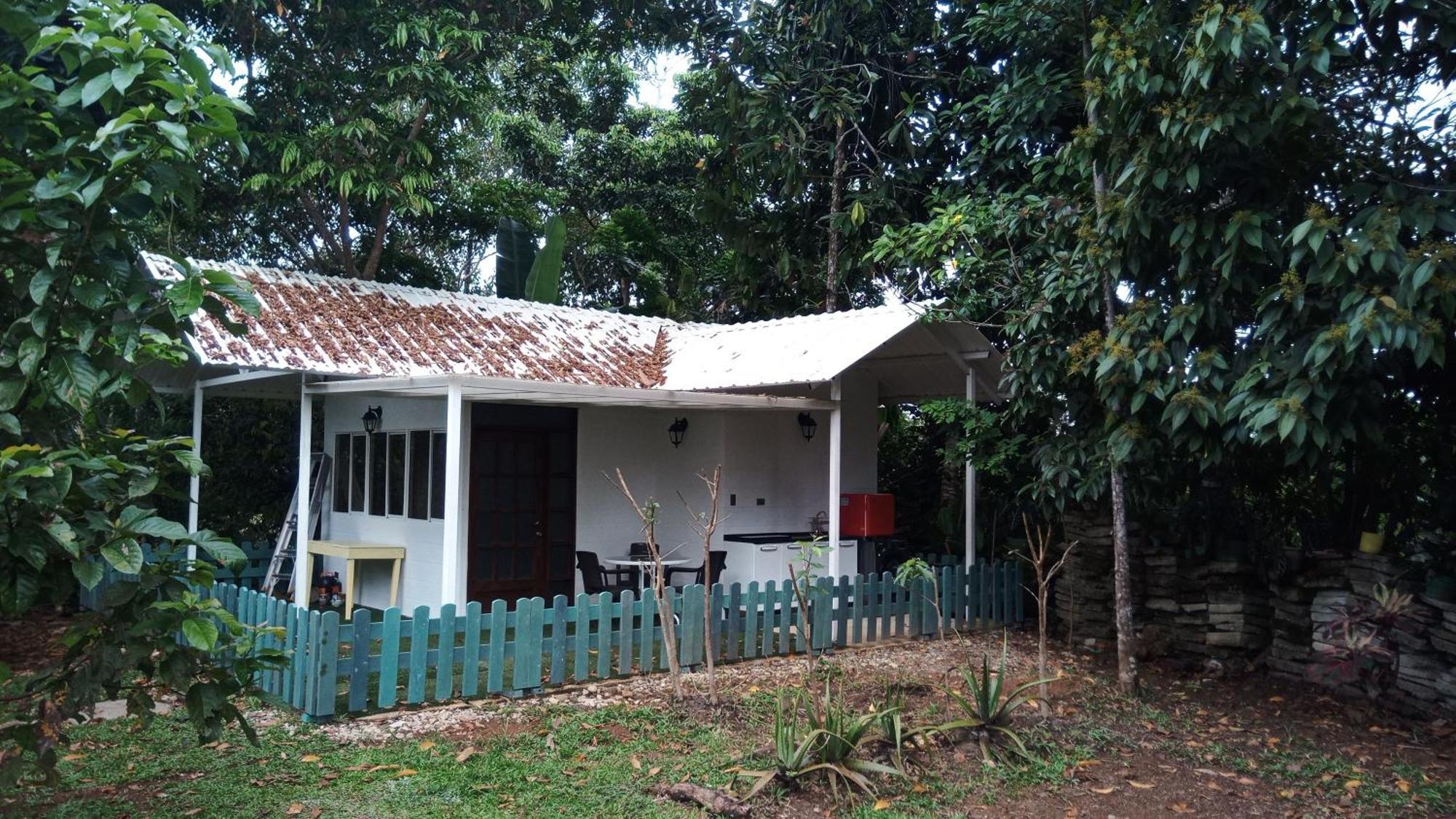 Hostal Suna Vito Puerto Asís Exteriör bild