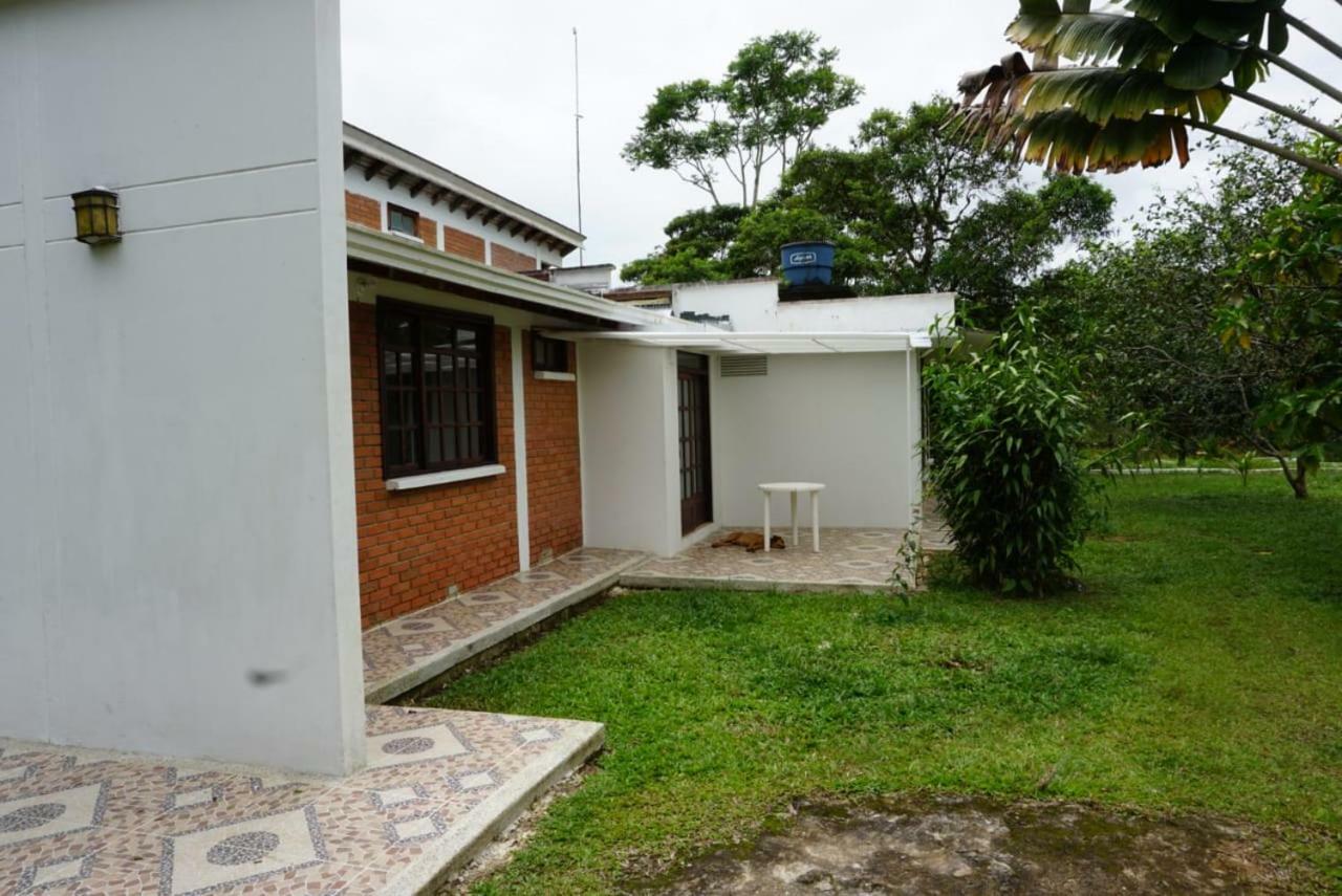 Hostal Suna Vito Puerto Asís Exteriör bild