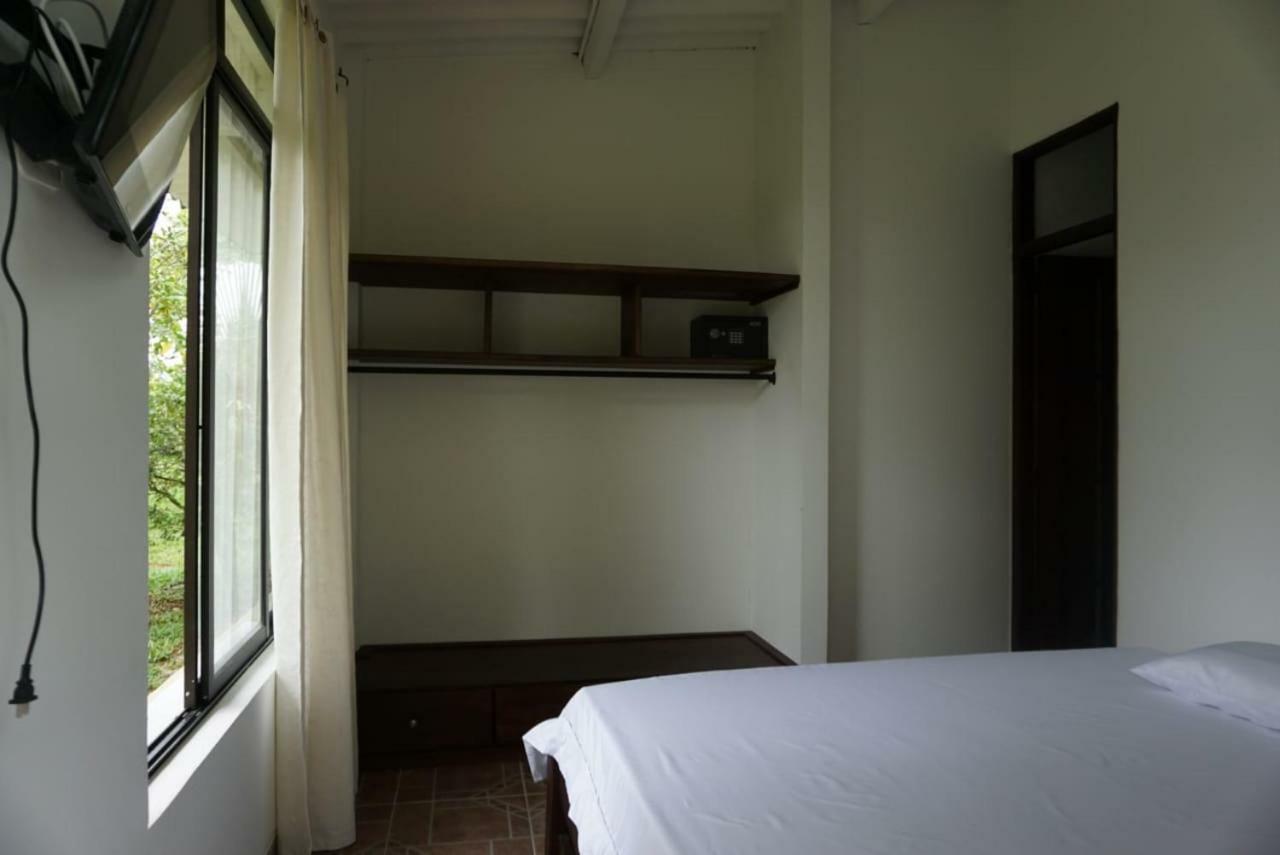 Hostal Suna Vito Puerto Asís Exteriör bild